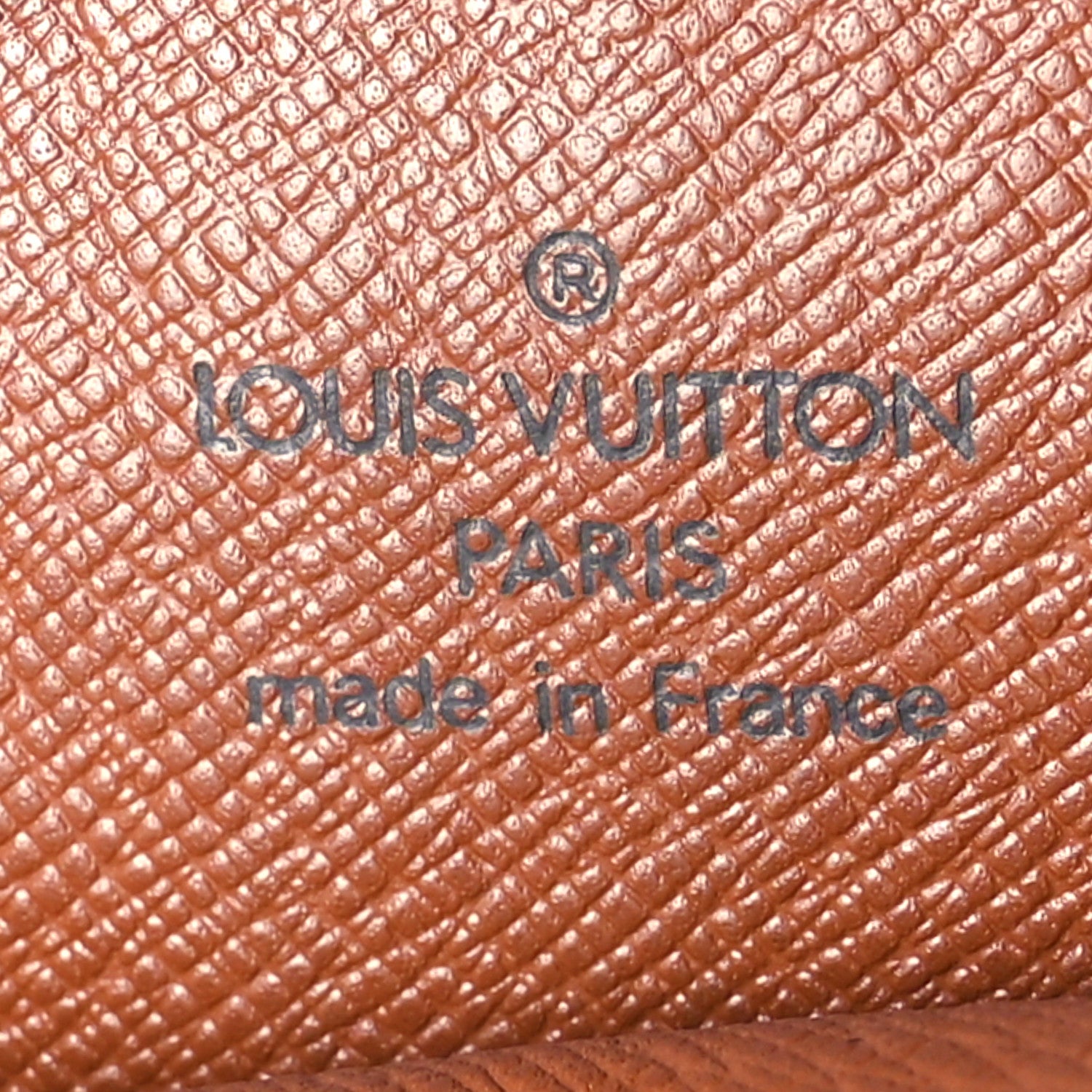 Louis Vuitton Monogram Round Coin Purse 6 of 7