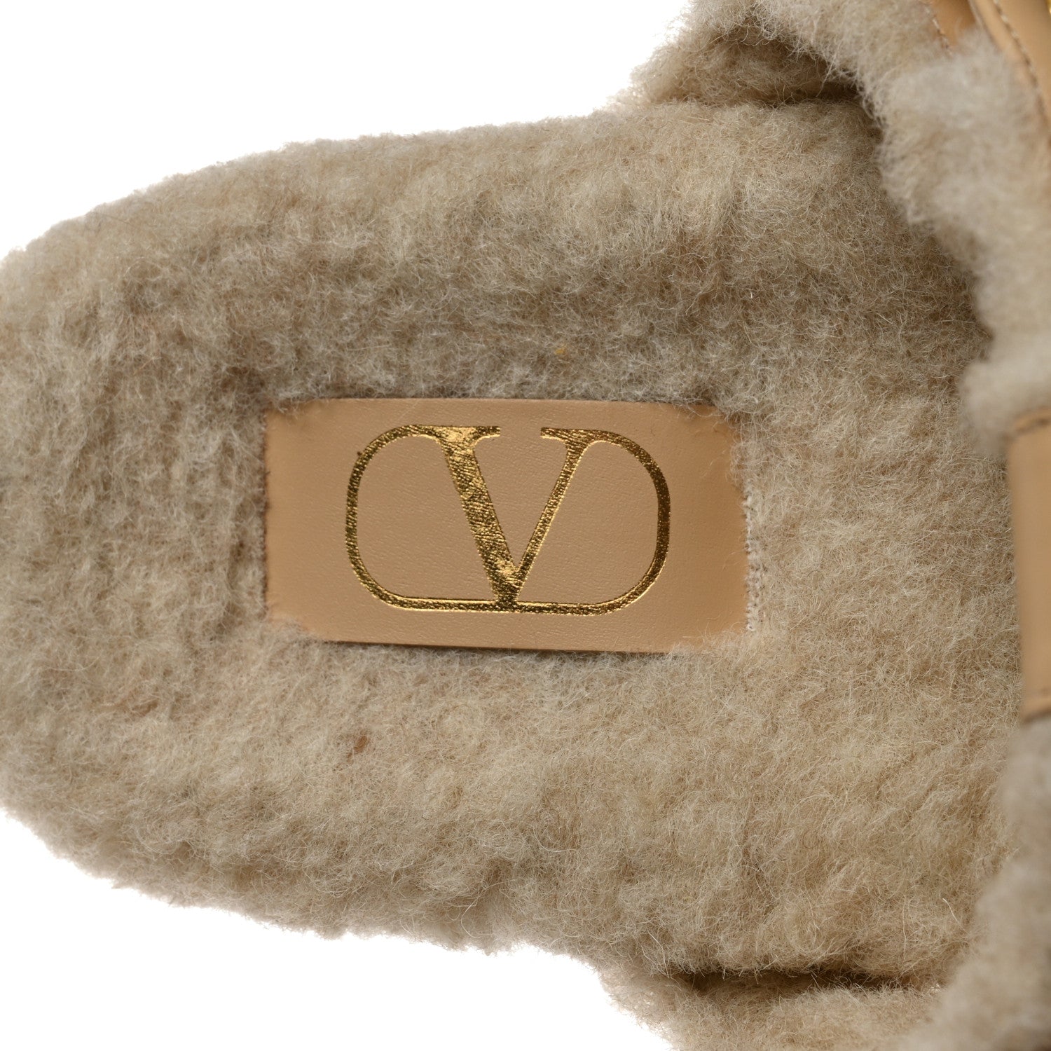 Valentino Garavani Shearling Roman Stud Slide Sandals 39.5 Sahara Beige 7 of 9