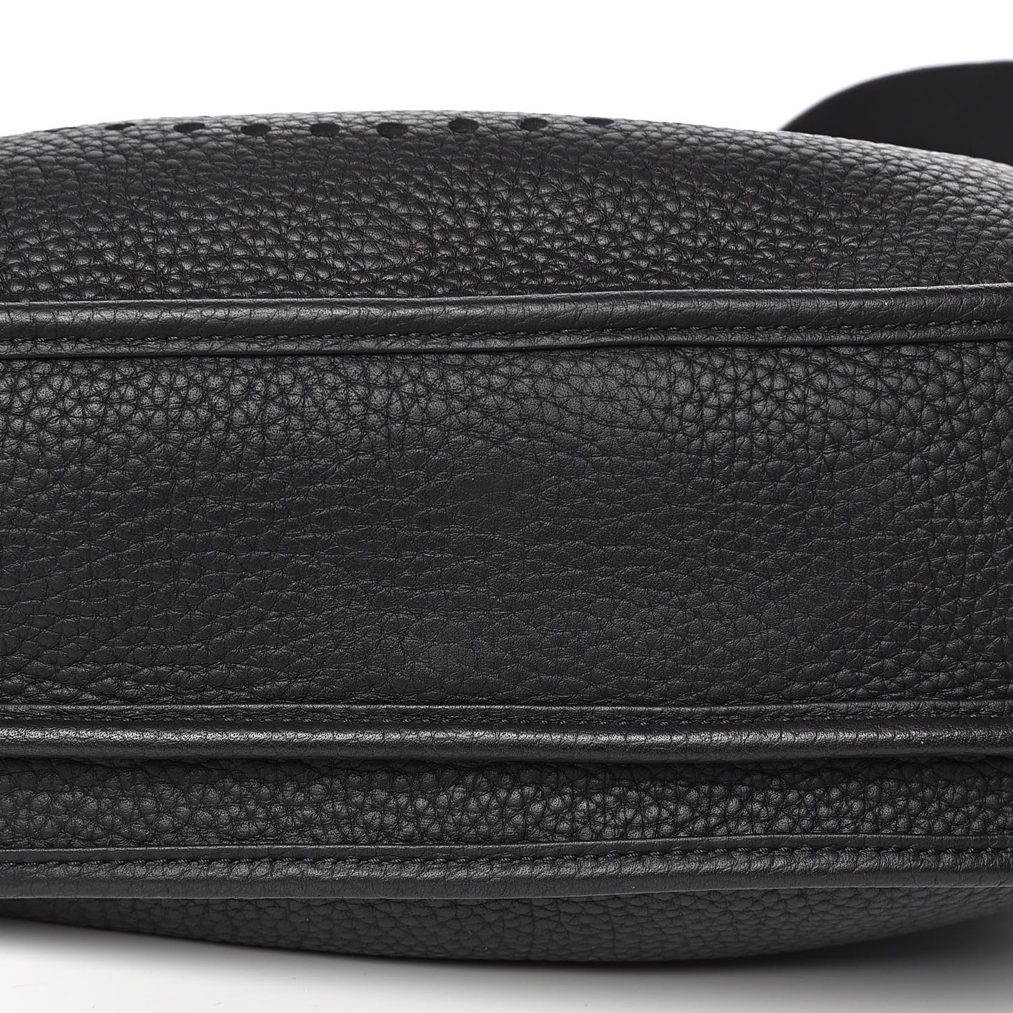 Taurillon Clemence Evelyne III PM Black