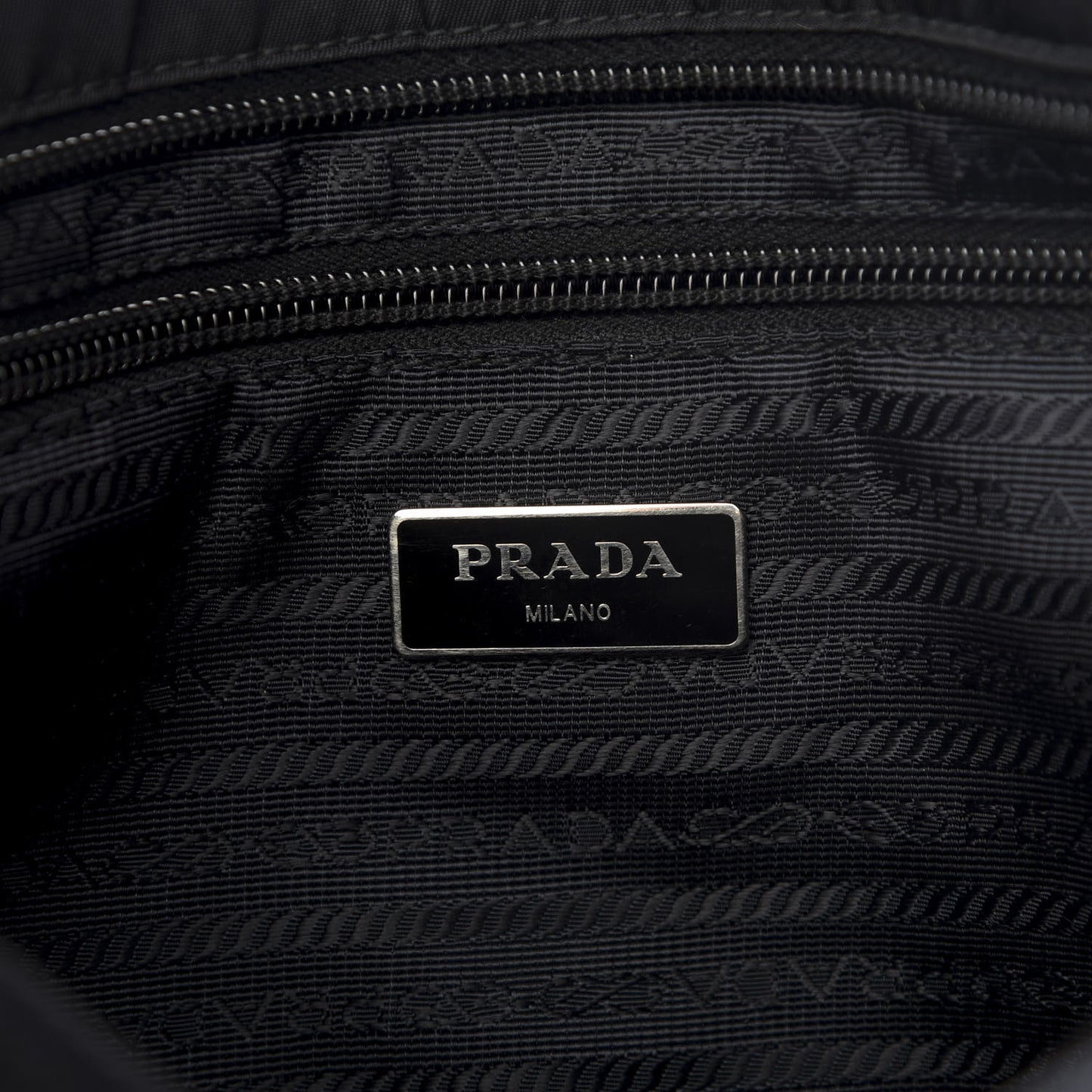 Nylon Flat Messenger Bag Black