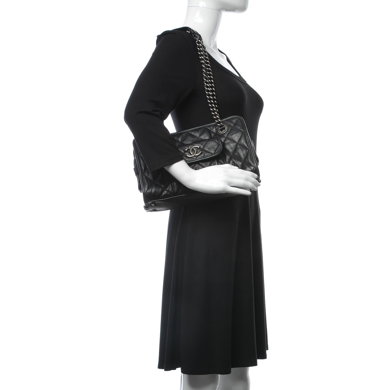 Chanel Calfskin Quilted Small Casual Riviera Zip Shoulder Bag Black 2 of 7