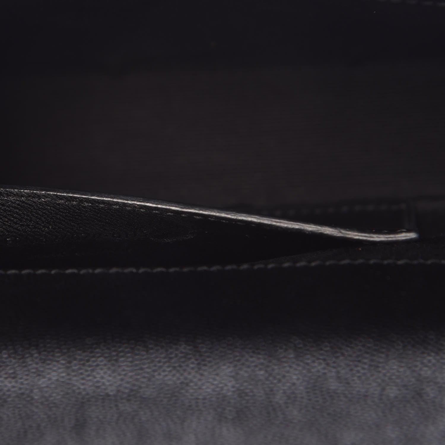 Saint Laurent Grain De Poudre Monogram Cassandre Clutch Black 7 of 13