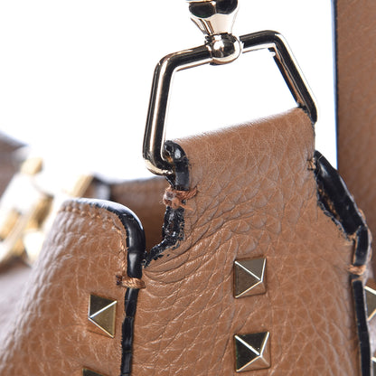 Valentino Garavani Pebbled Calfskin Small Rockstud Flip-Lock Messenger Bag Light Cuir 8 of 16