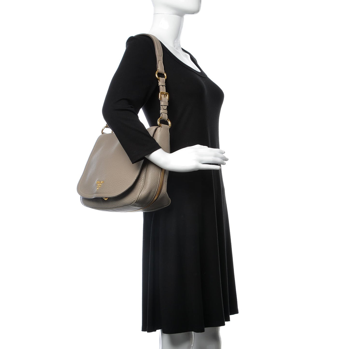 Vitello Daino Flap Shoulder Bag Argilla