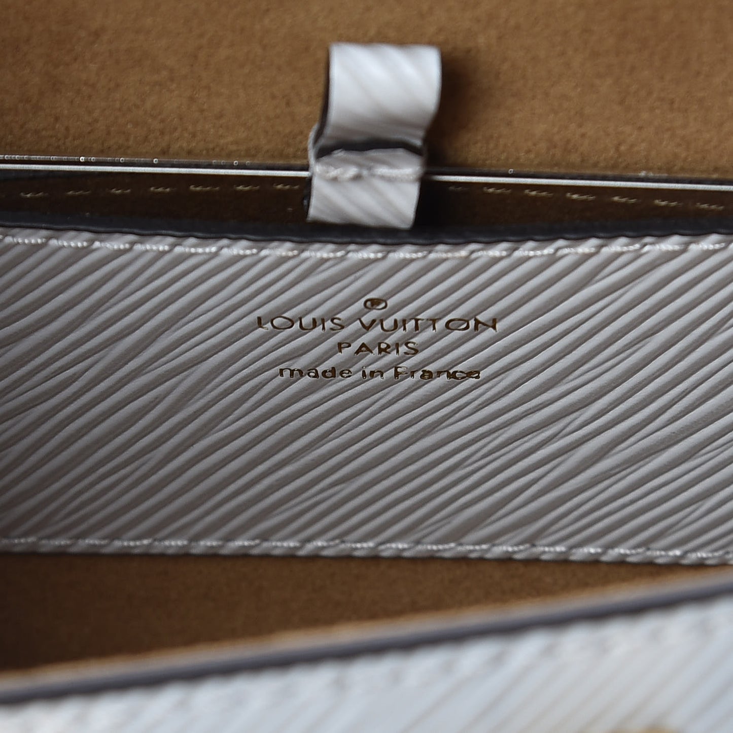 Epi Twist Shoulder Bag PM White