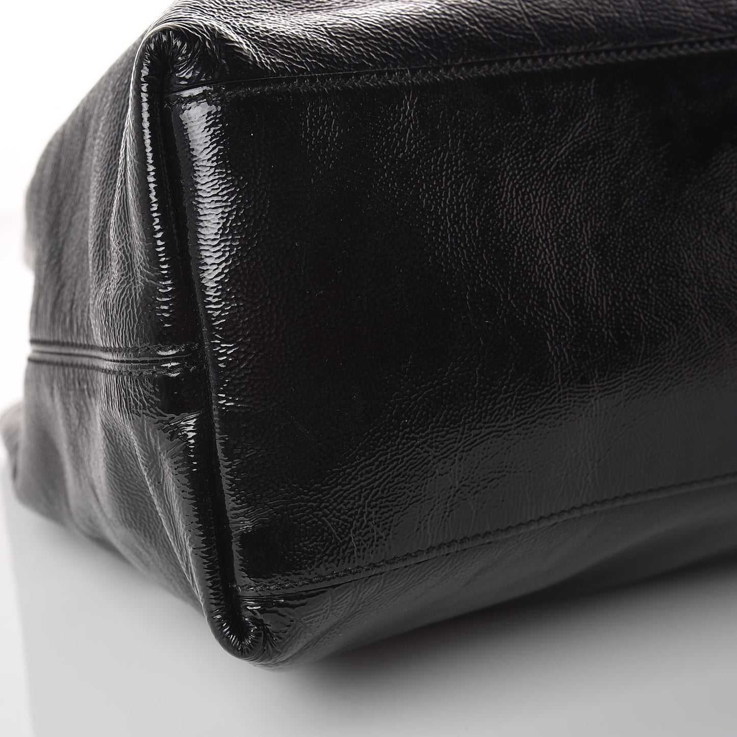 Patent Medium Soho Chain Shoulder Bag Black