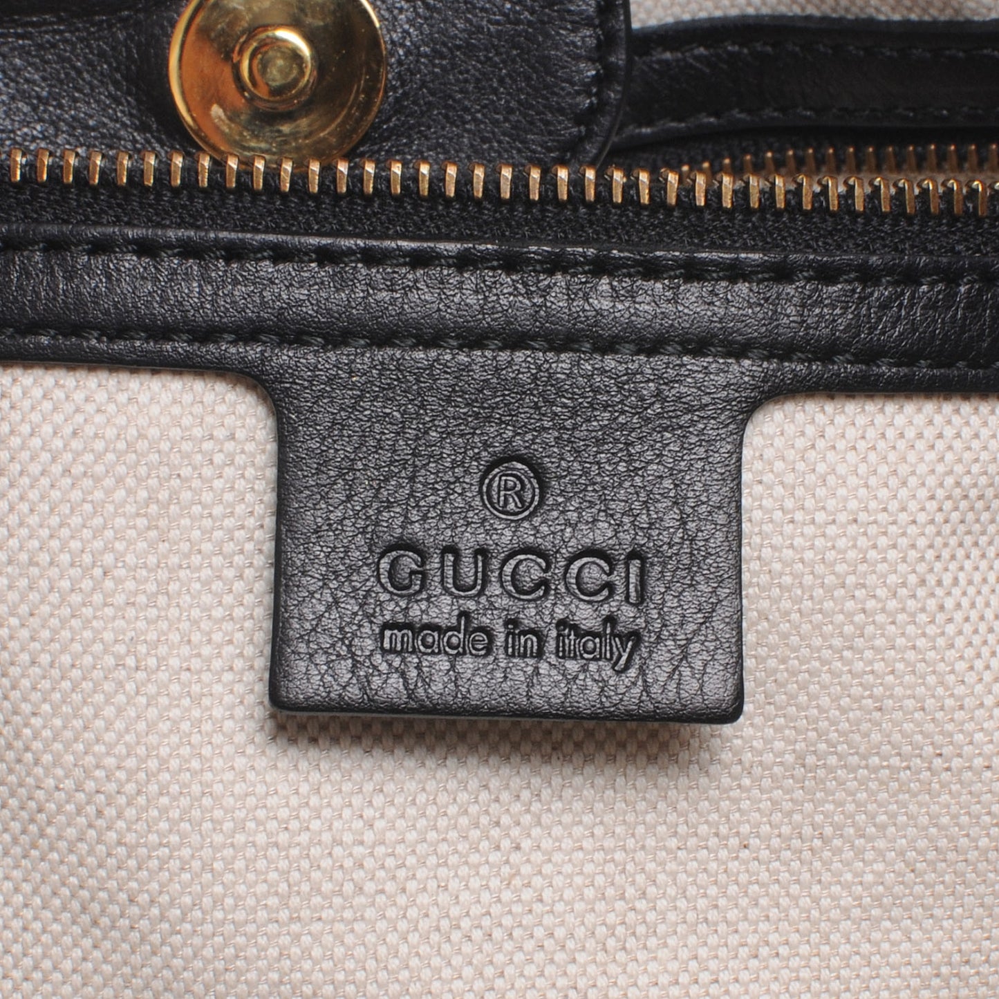 Leather Medium GG Running Tote Black