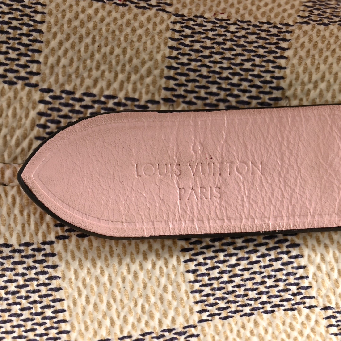 Damier Azur Neonoe MM Eau De Rose