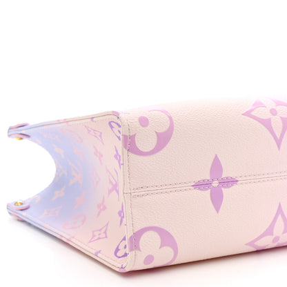 Louis Vuitton Monogram Giant Spring In The City Onthego PM Sunrise Pastel 8 of 10