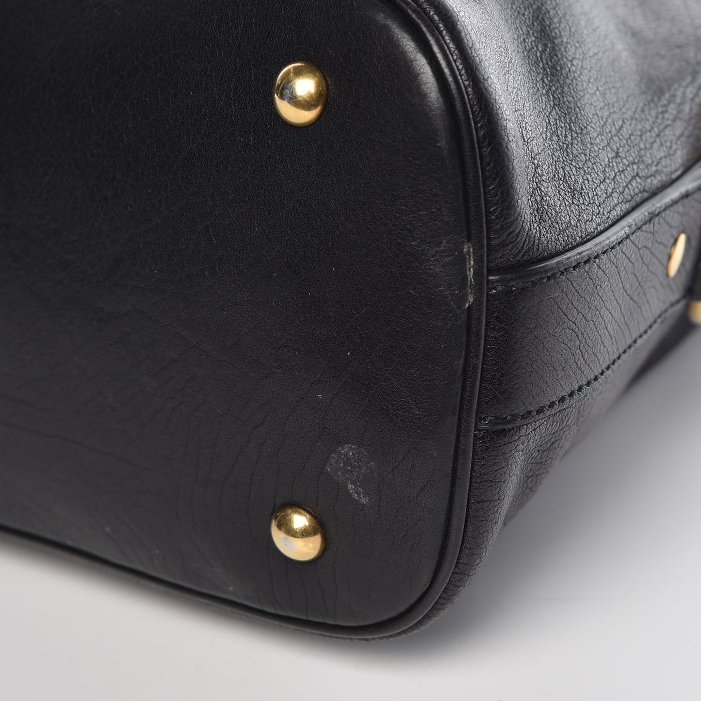 Calfskin Large Muse Black