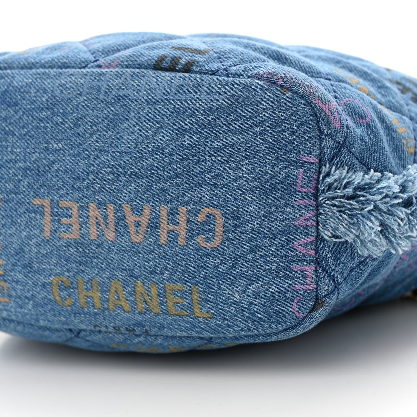 Denim Quilted Mood Bucket With Chain Blue Multicolor