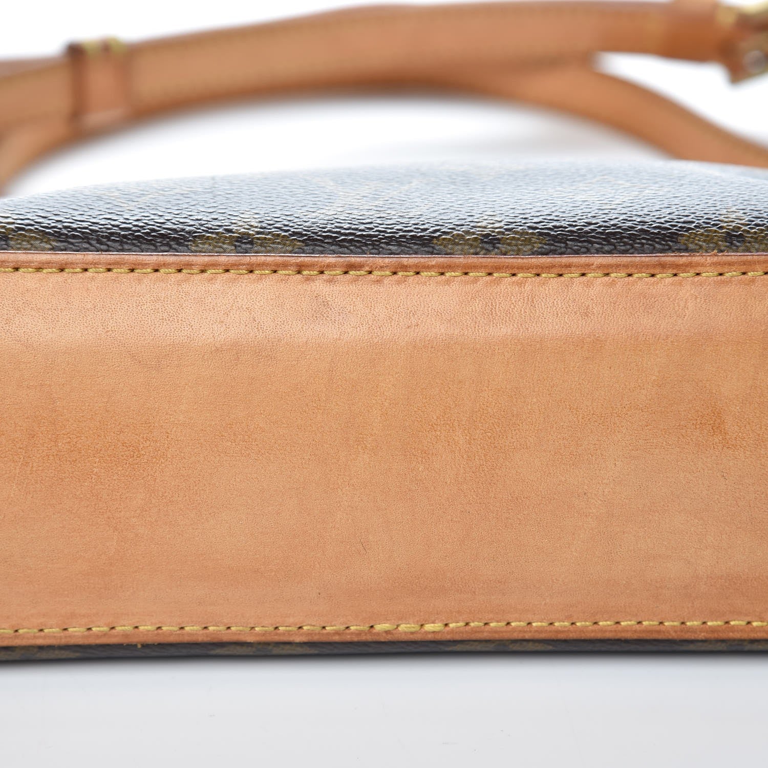 Louis Vuitton Monogram Trotteur 12 of 13