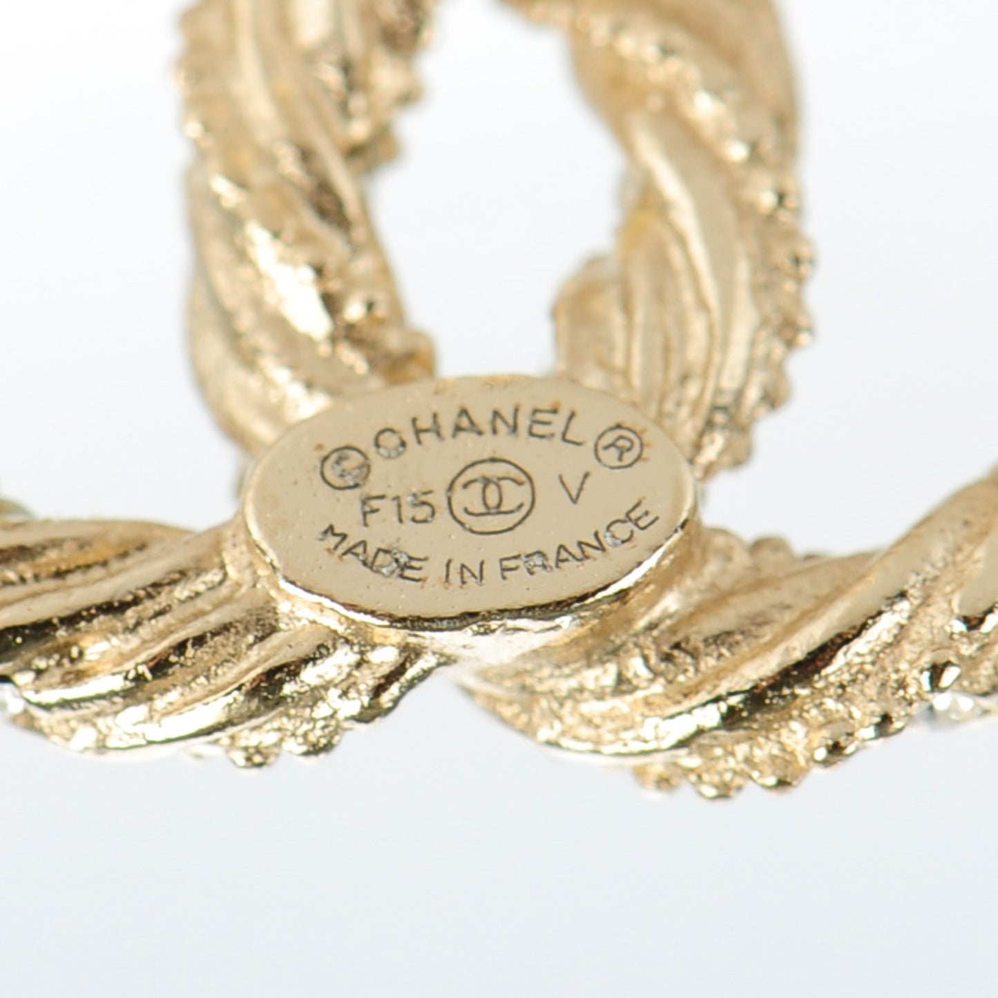 Crystal Twisted CC Earrings Gold