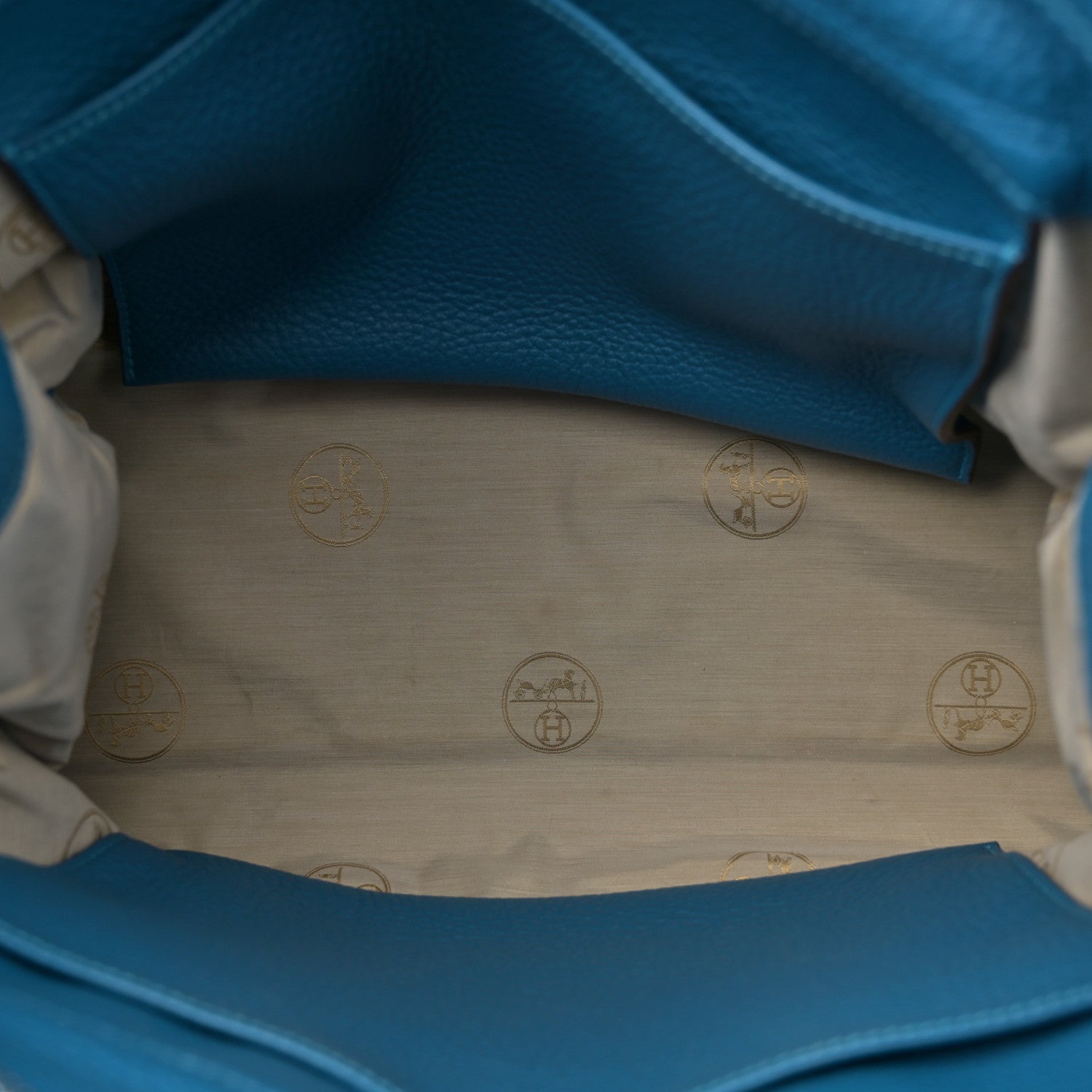 Hermes Taurillon Clemence Atlas 35 Mykonos 5 of 11
