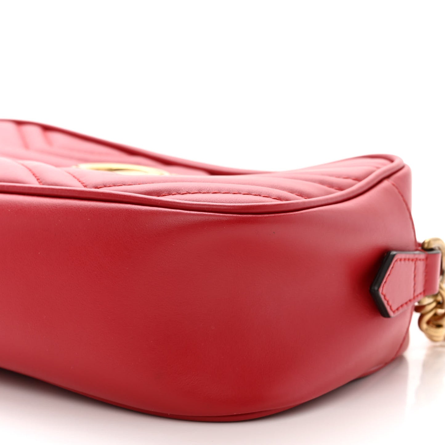 Calfskin Matelasse Small GG Marmont Chain Shoulder Bag Hibiscus Red