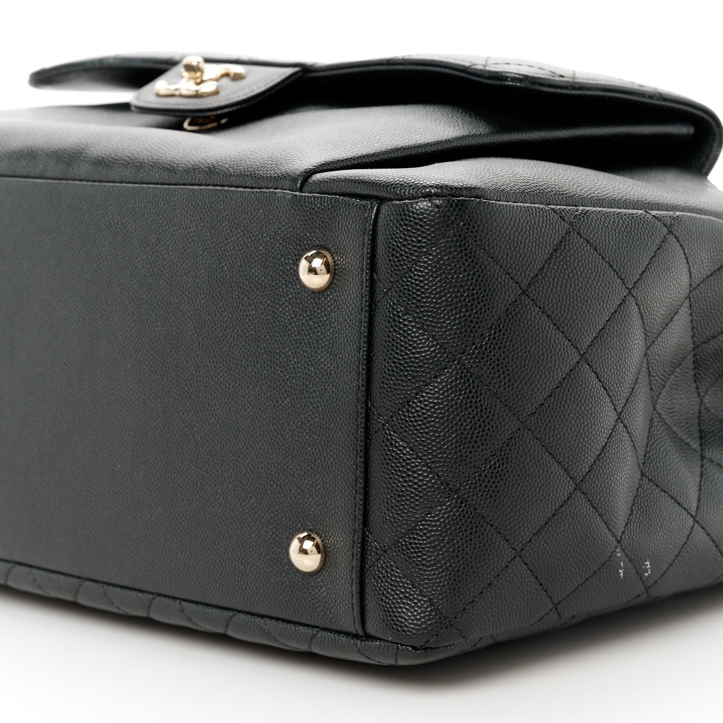 Caviar Quilted Pocket Large Tote Black