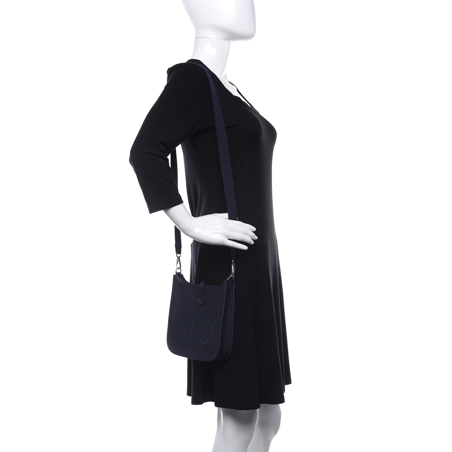 Hermes Taurillon Clemence Evelyne TPM Bleu Nuit 2 of 8