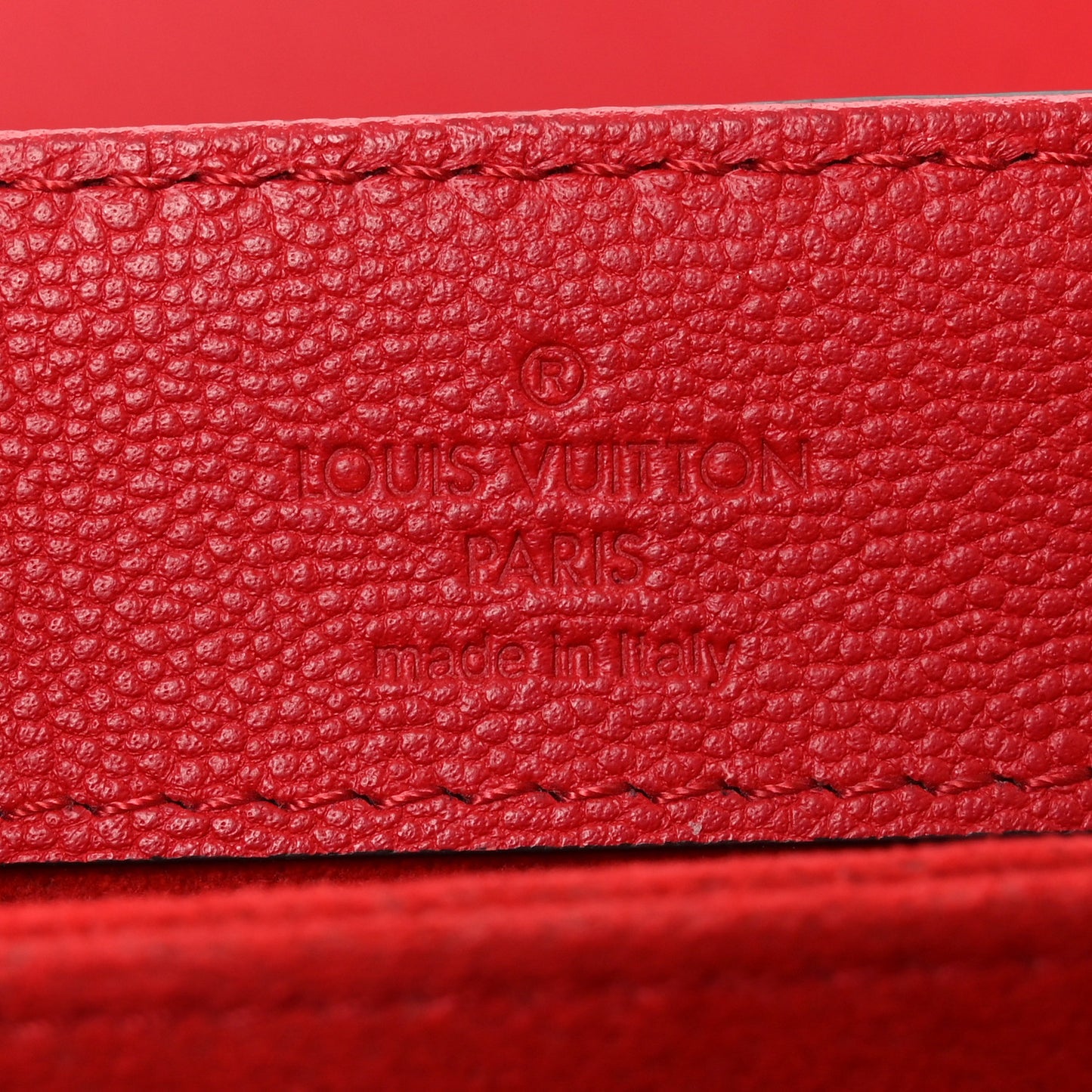 Monogram Cuir Plume Ecume Very Chain Bag Rubis Red