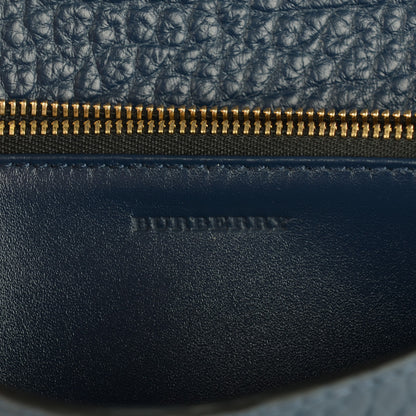 Burberry Signature Grain Clutch With Chain Blue Carbon 5 of 8