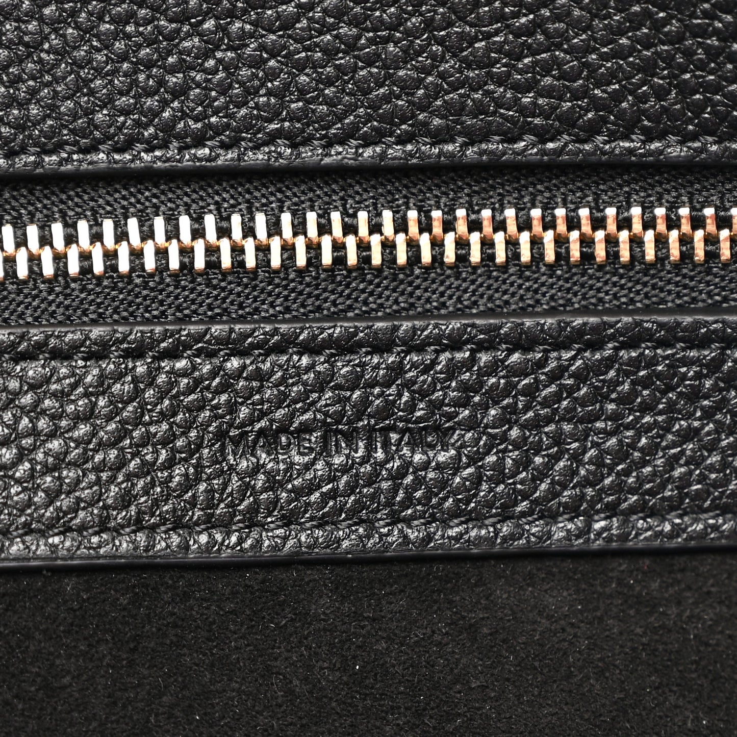Soft Grained Calfskin Medium Belt Cabas Phantom Black