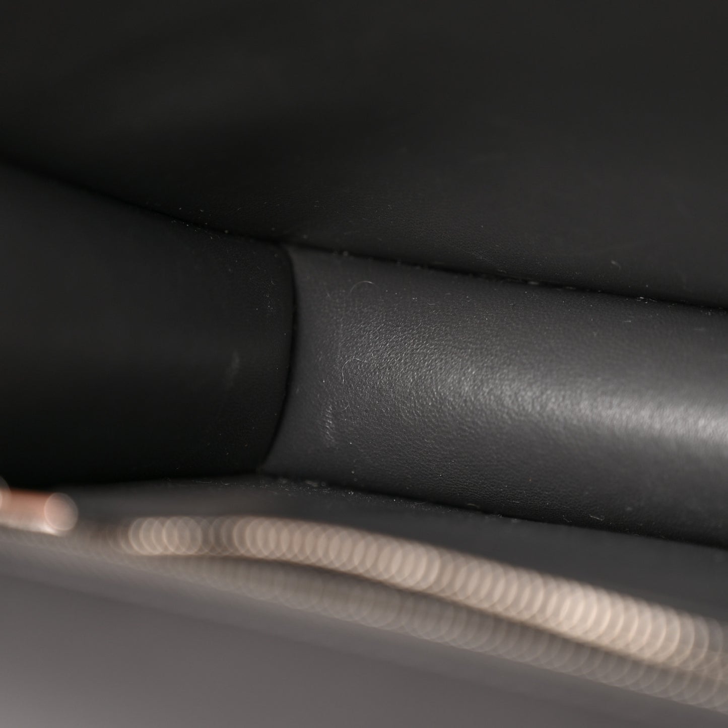 Madame Calfskin Constance 24 Graphite