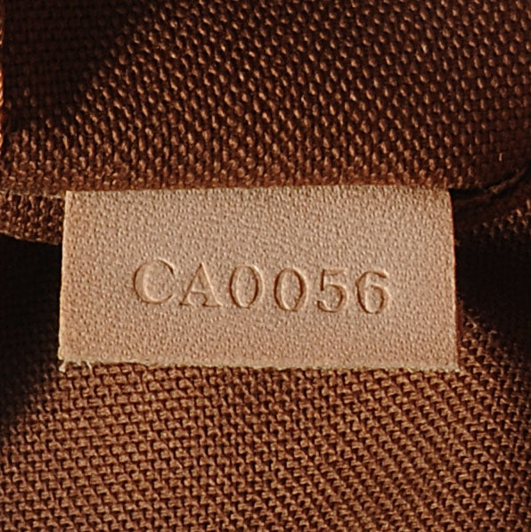 Louis Vuitton Monogram Lockit Vertical 7 of 7