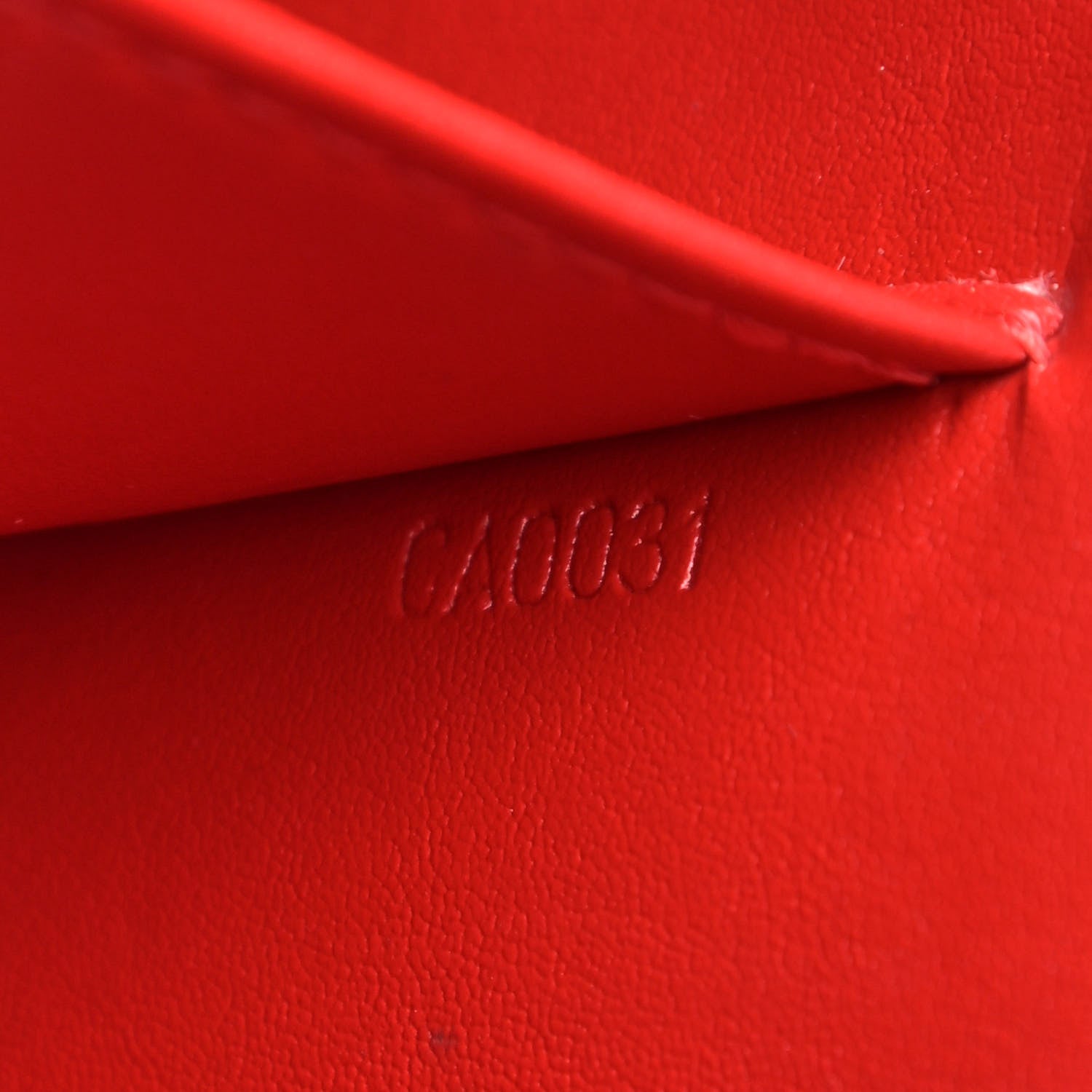 Louis Vuitton Vernis Thompson Street Rouge 7 of 22