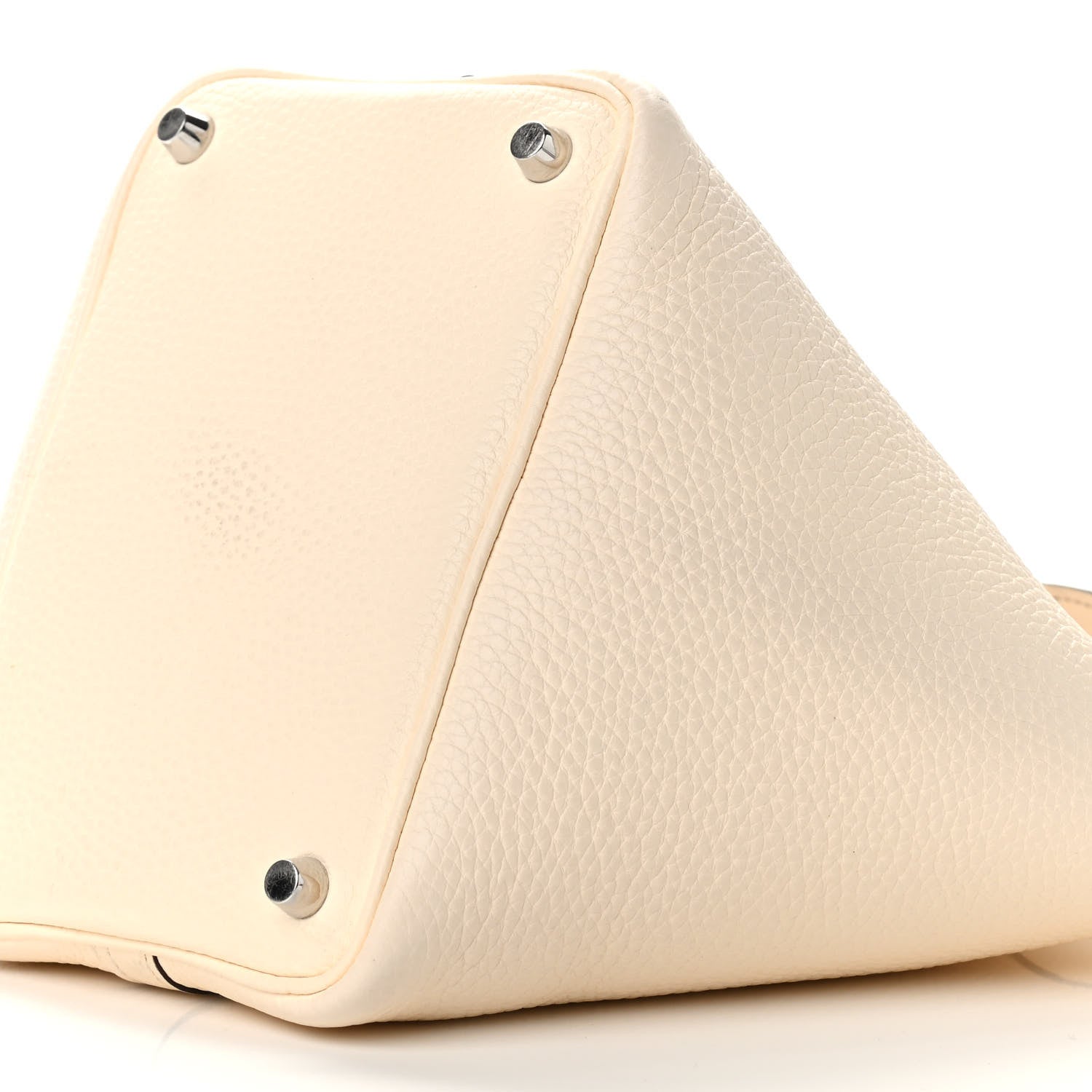 Hermes Taurillon Clemence Picotin Lock 18 PM Nata 9 of 9