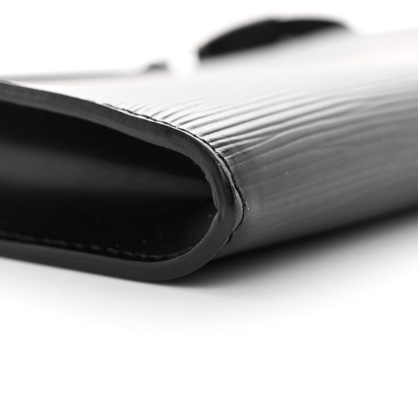 Epi Pochette Accessories 24 Black