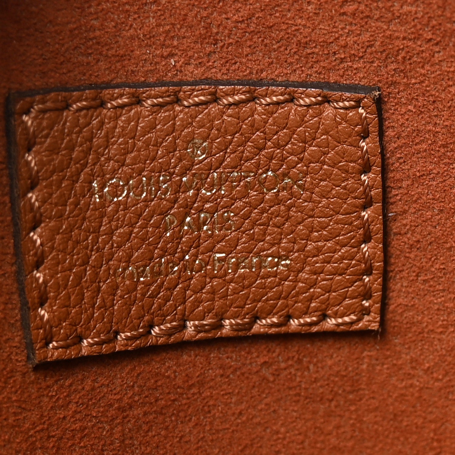 Louis Vuitton Grained Calfskin Lockme Shopper Chataigne 6 of 9