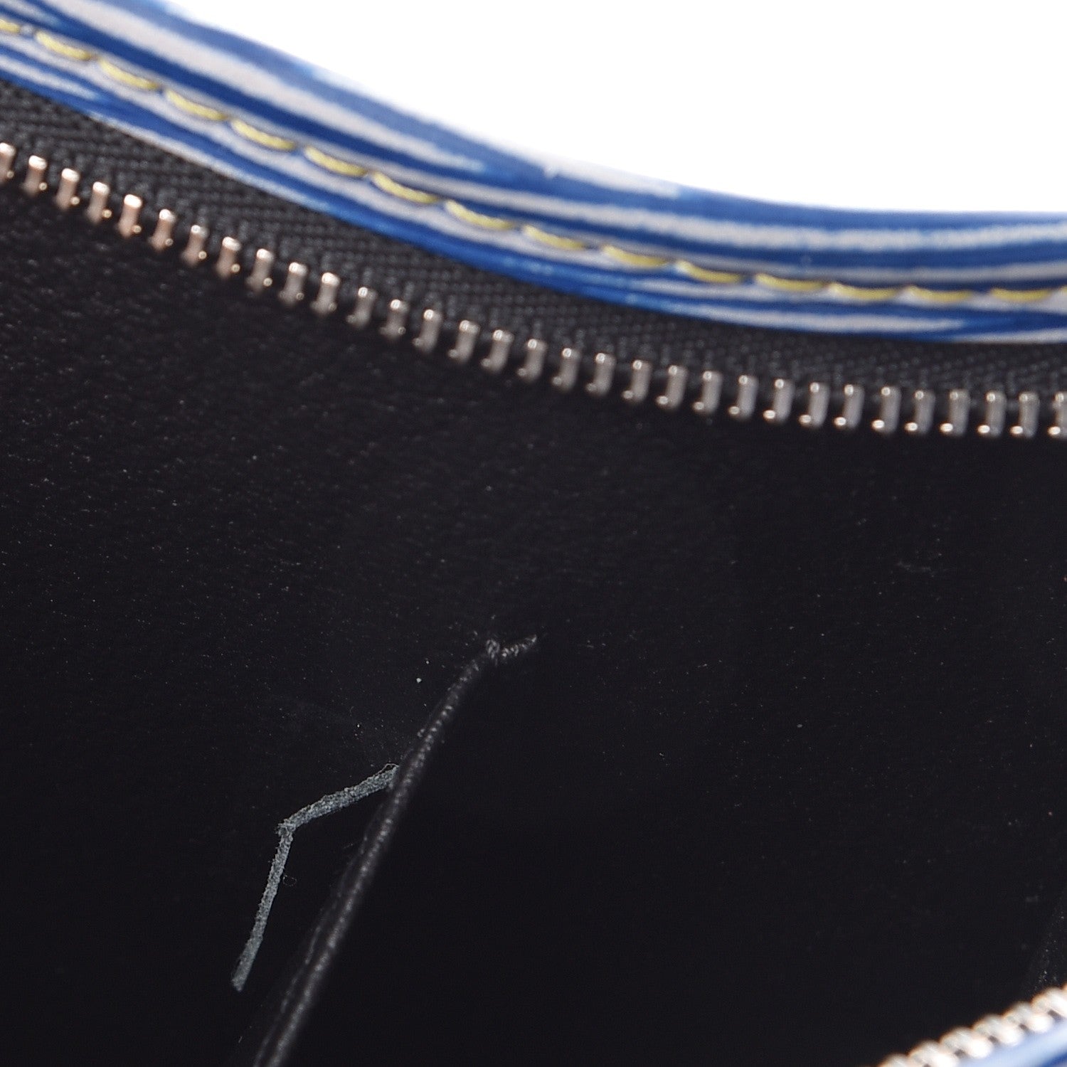 Louis Vuitton Epi Toiletry Pouch 26 Denim Light 6 of 7
