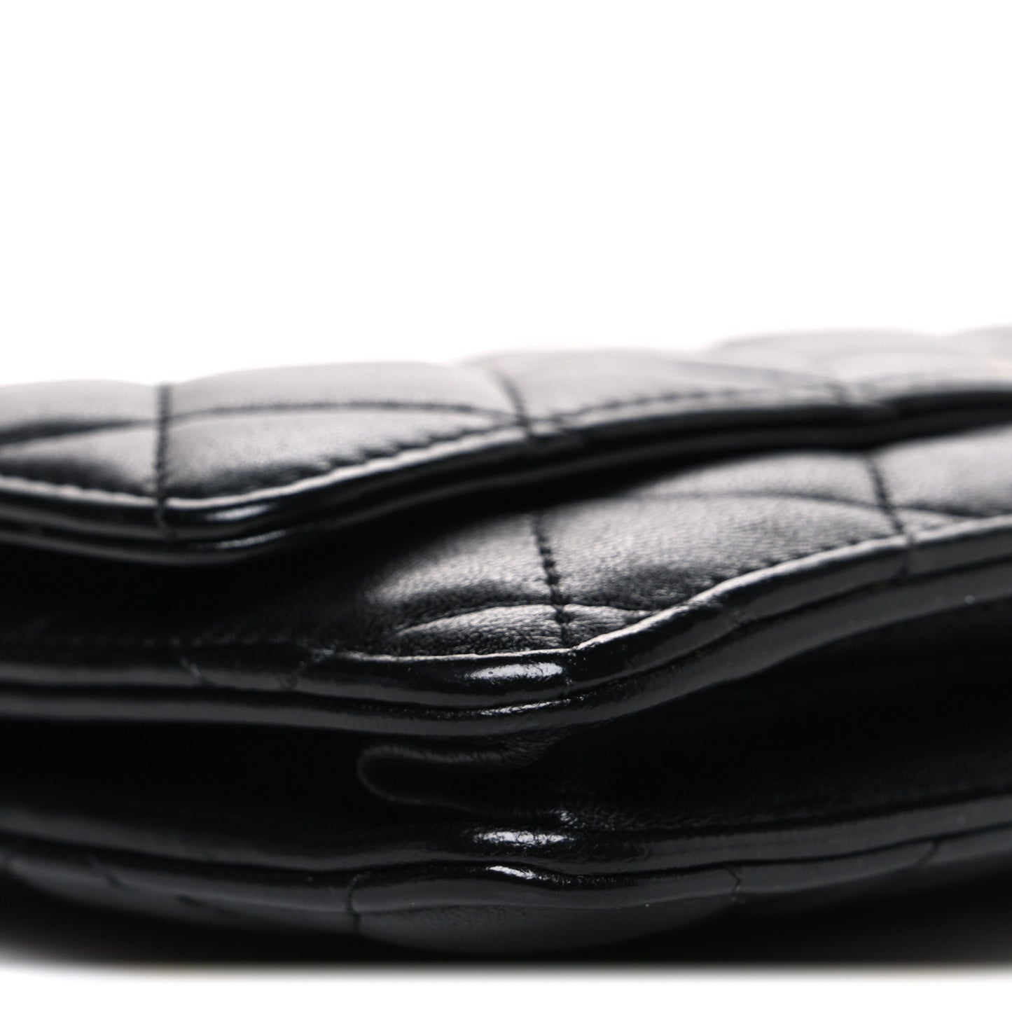 Lambskin Quilted Wallet On Chain WOC Black