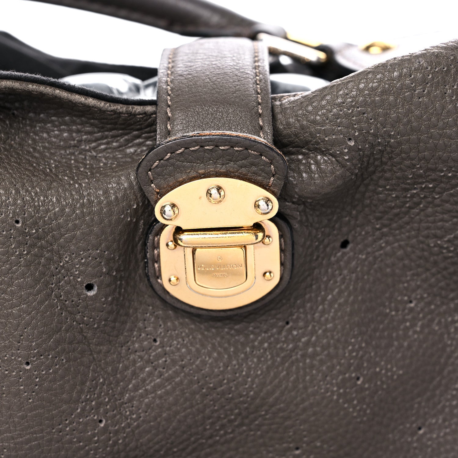 Louis Vuitton Mahina XL Elephant Gris 26 of 27