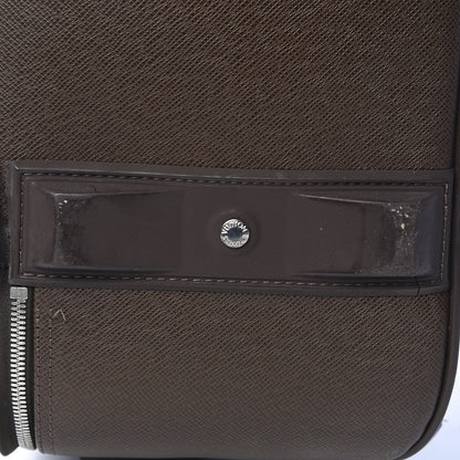 Louis Vuitton Taiga Pegase 55 Grizzli 20 of 21
