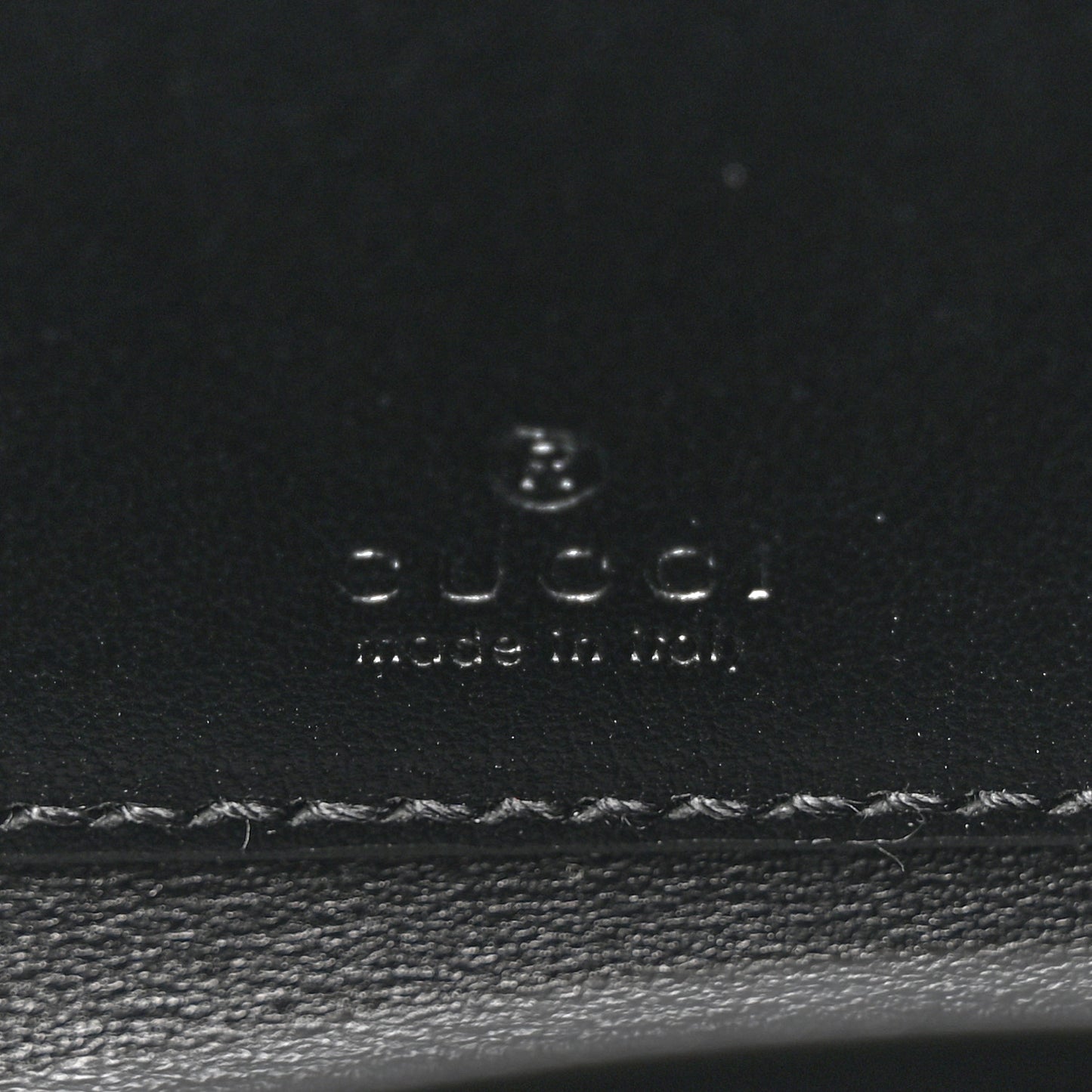 Calfskin Matelasse GG Marmont Zip Around Card Case Black