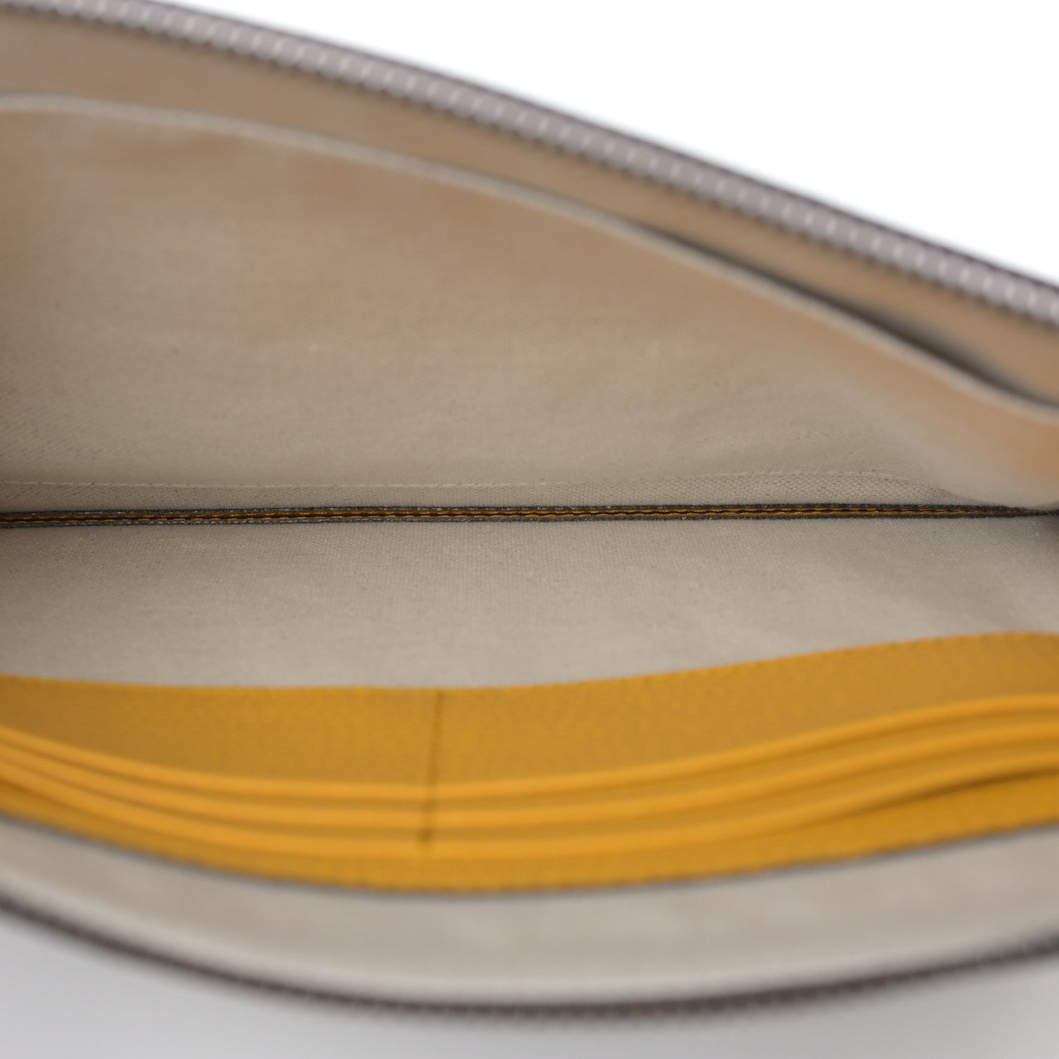 Gucci GG Supreme Monogram Neo Vintage Zip Wristlet Pouch Beige New Acero Crop 5 of 8