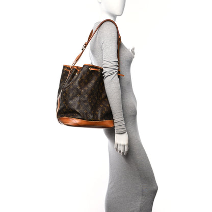 Louis Vuitton Monogram Noe 2 of 13