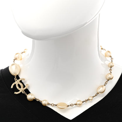 Chanel Pearl Precious Symbols CC Short Necklace Gold 2 of 8