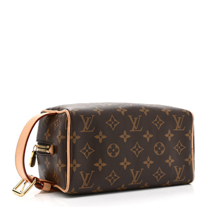Louis Vuitton Monogram Locker Dopp Kit Toilet Pouch 4 of 9