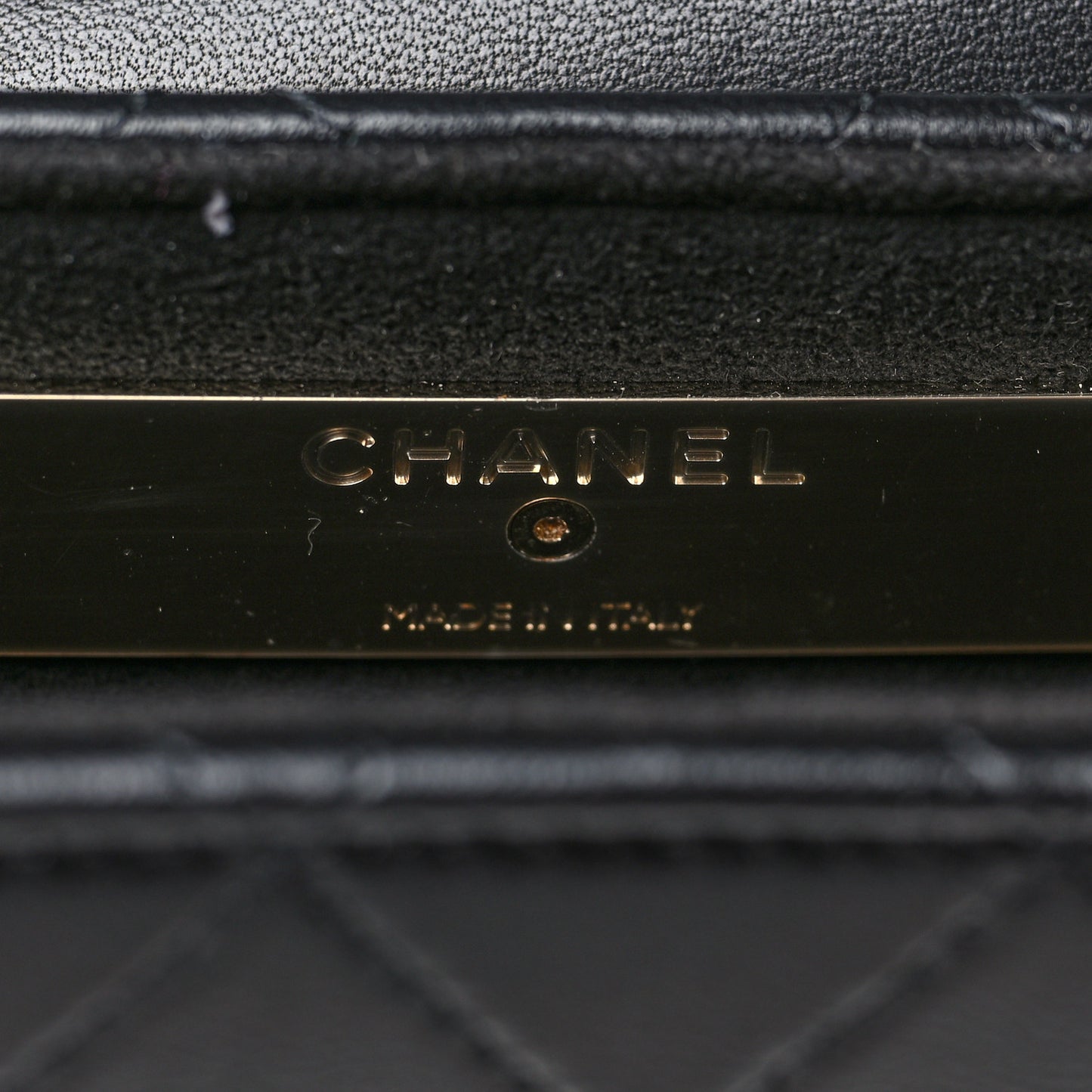 Lambskin Quilted Chain Around Clutch On Chain Black