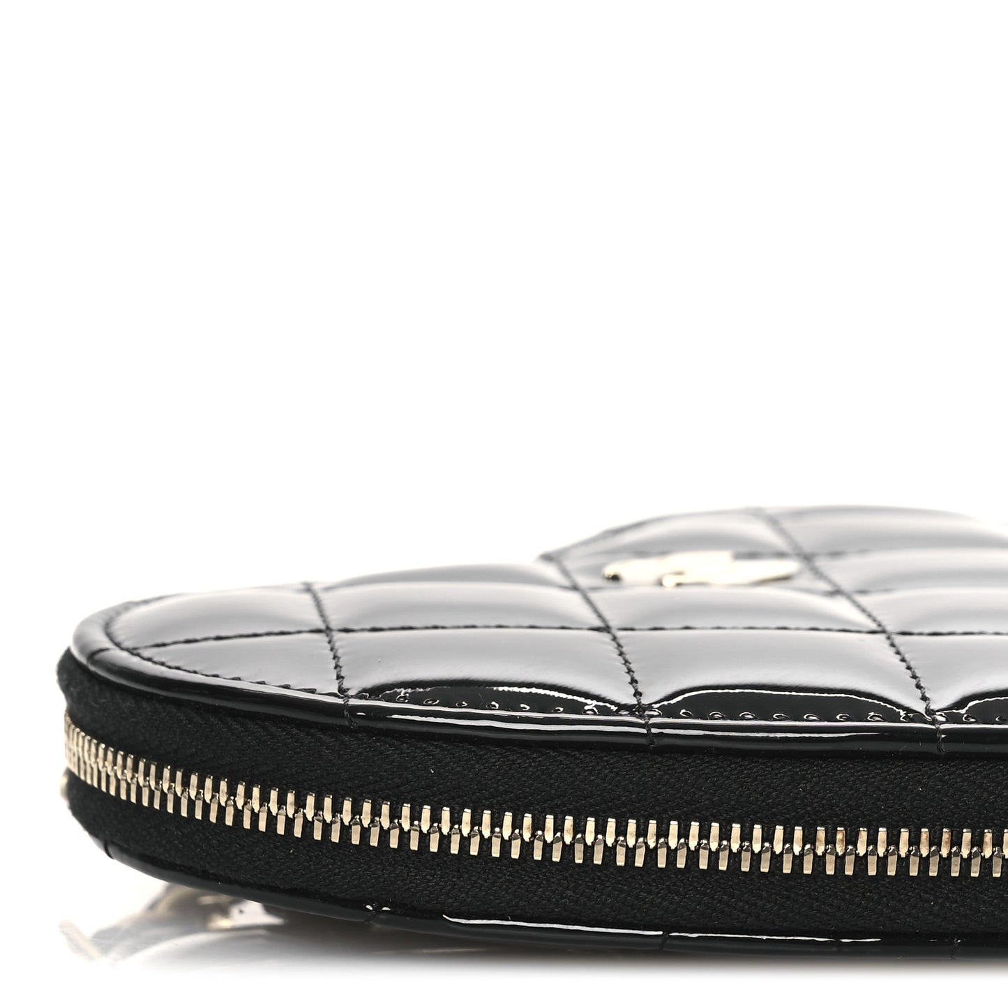 Patent Calfskin Resin Quilted CC Heart Clutch With Chain Black