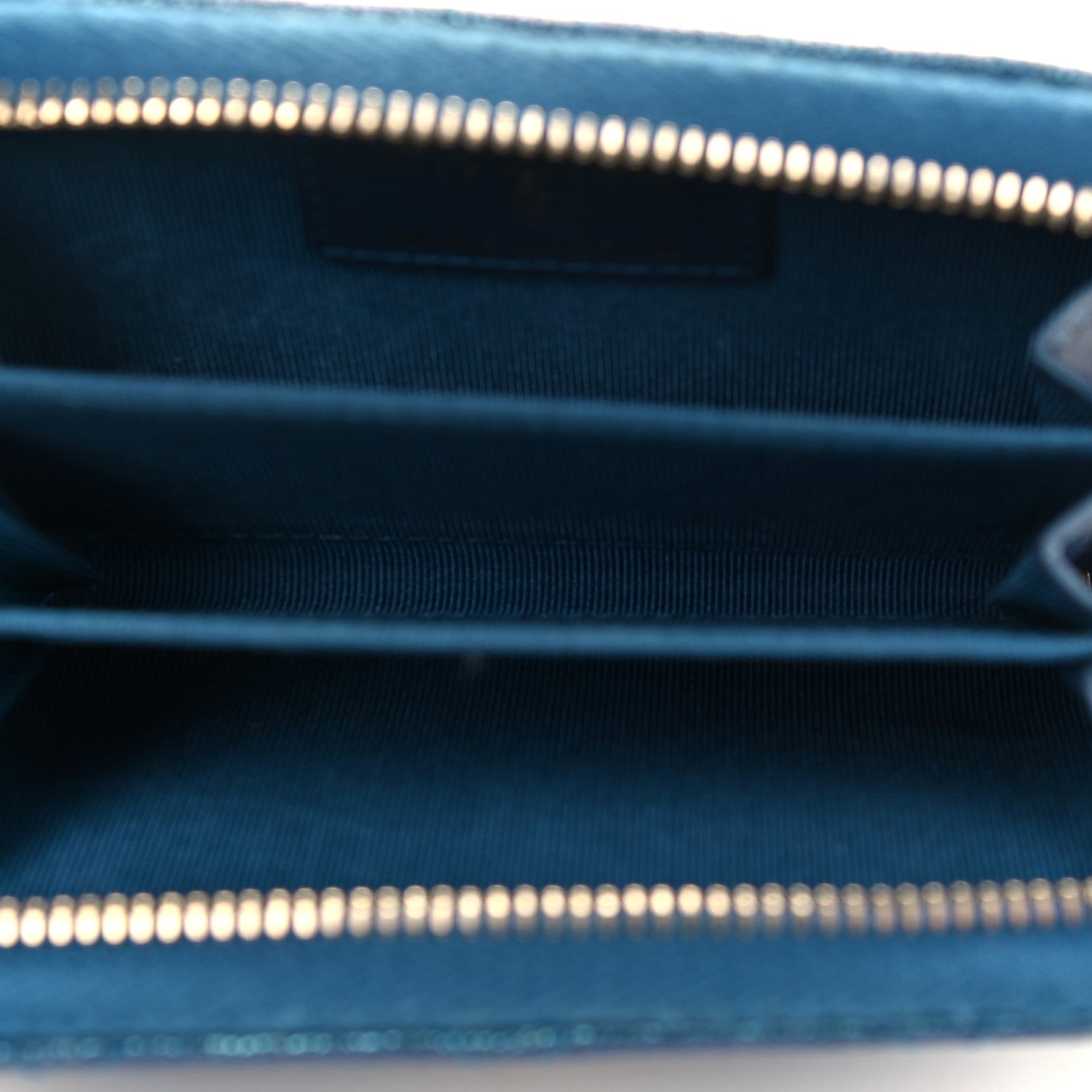 Chanel Iridescent Caviar Quilted Zip Coin Purse Dark Blue 4 of 4