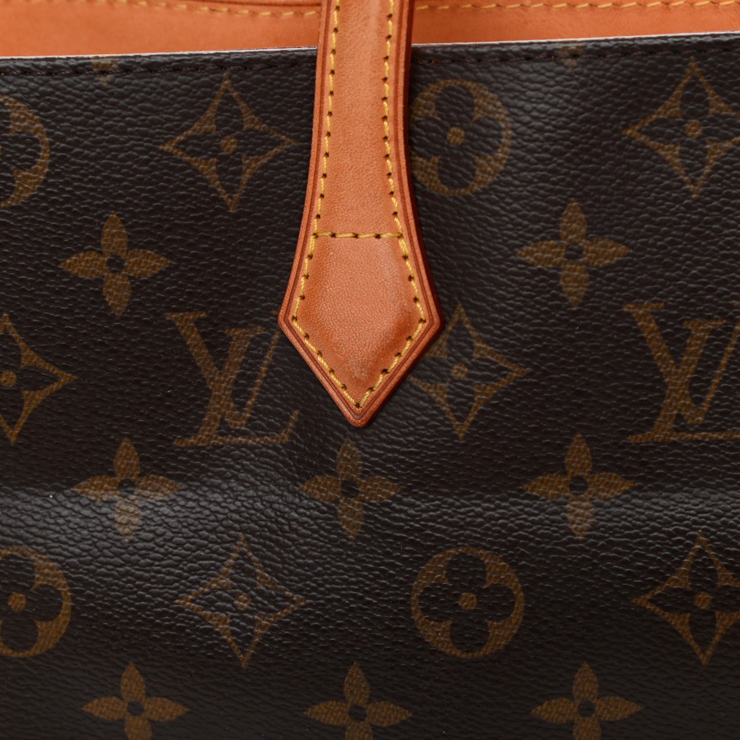 Monogram Wilshire PM