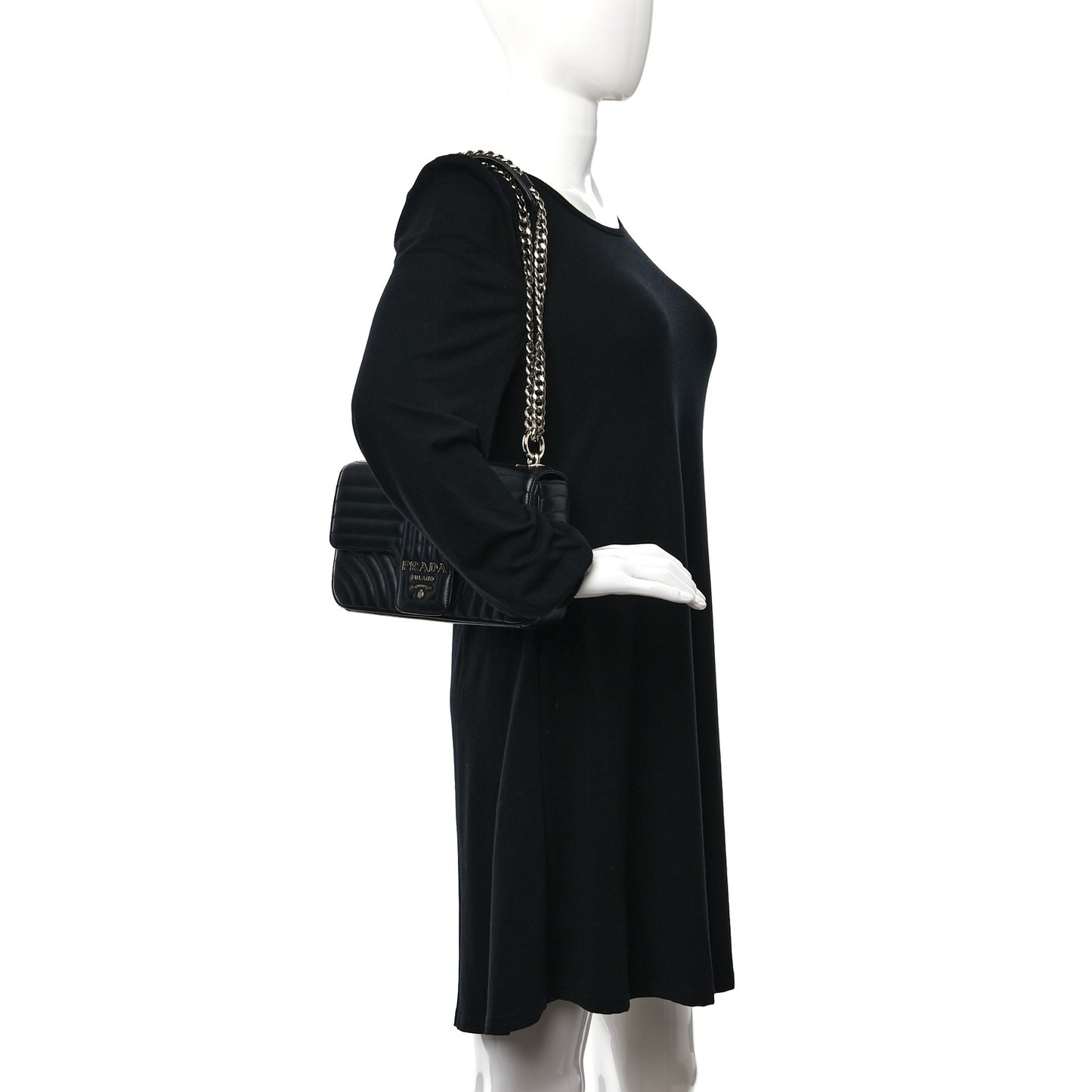 Soft Calfskin Impunture Diagramme Medium Chain Flap Shoulder Bag Black