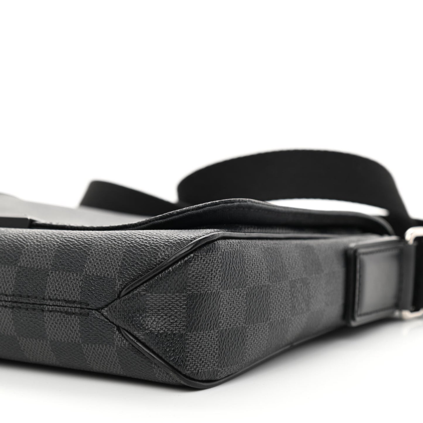 Damier Graphite District PM