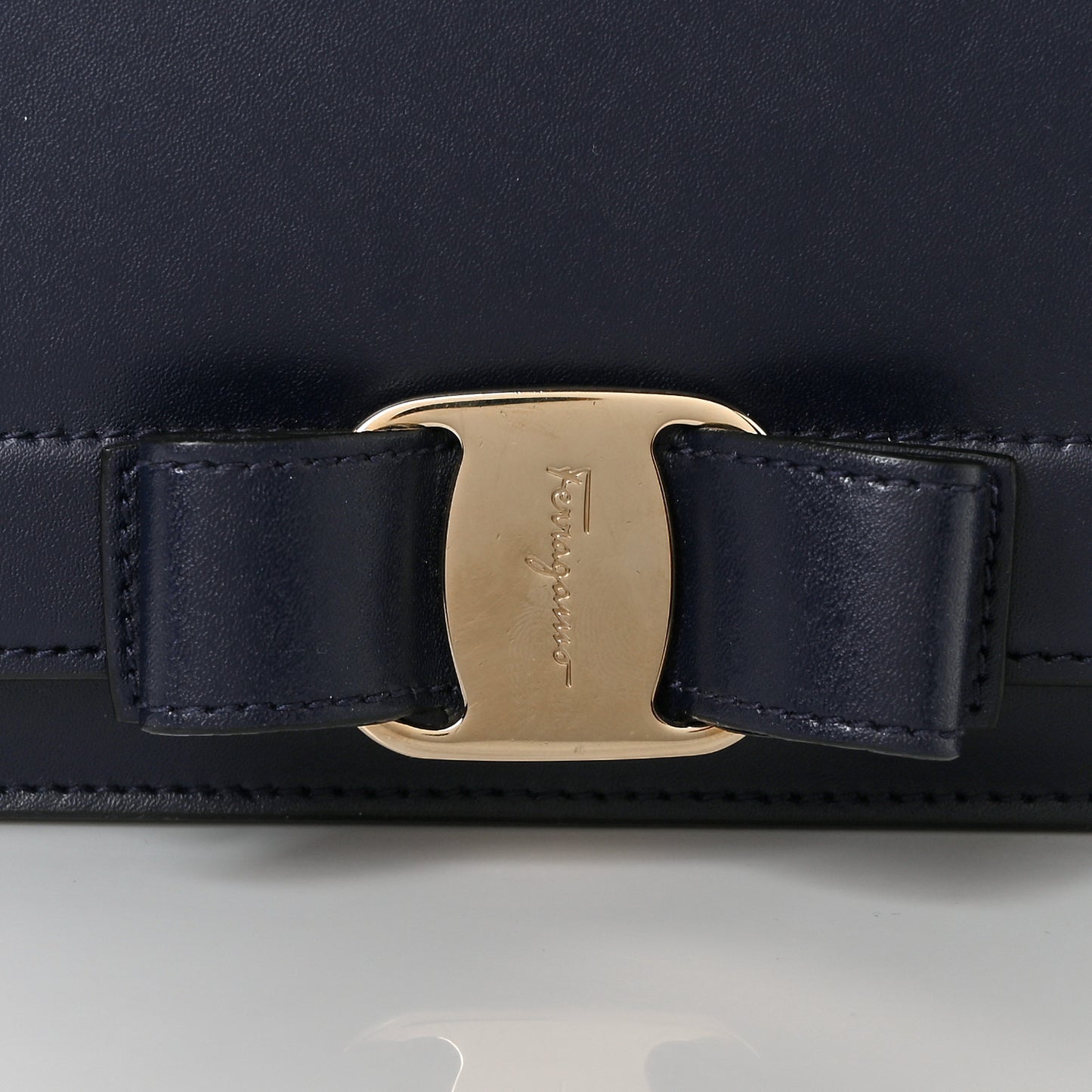 Smooth Calfskin Vara Bow Chain Flap Crossbody Blue
