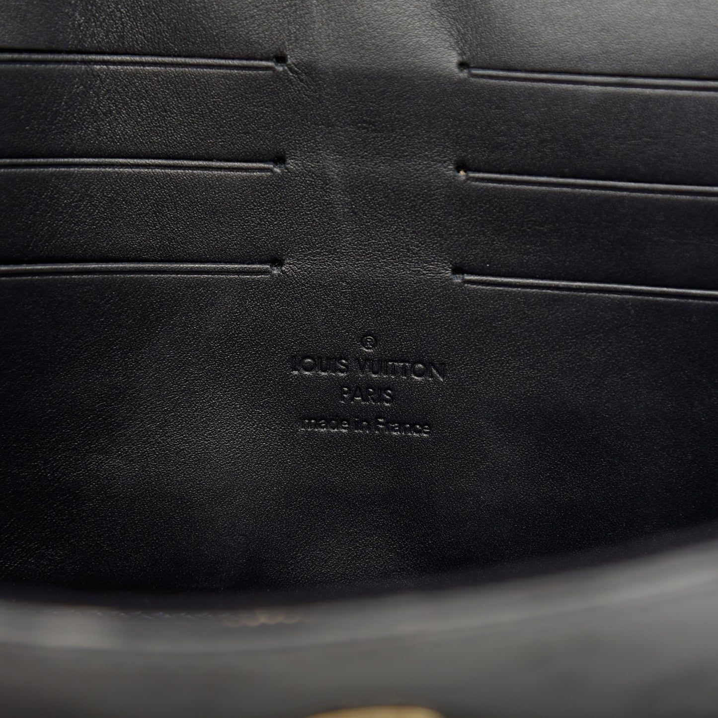 Vernis Rossmore MM Noir Magnetique