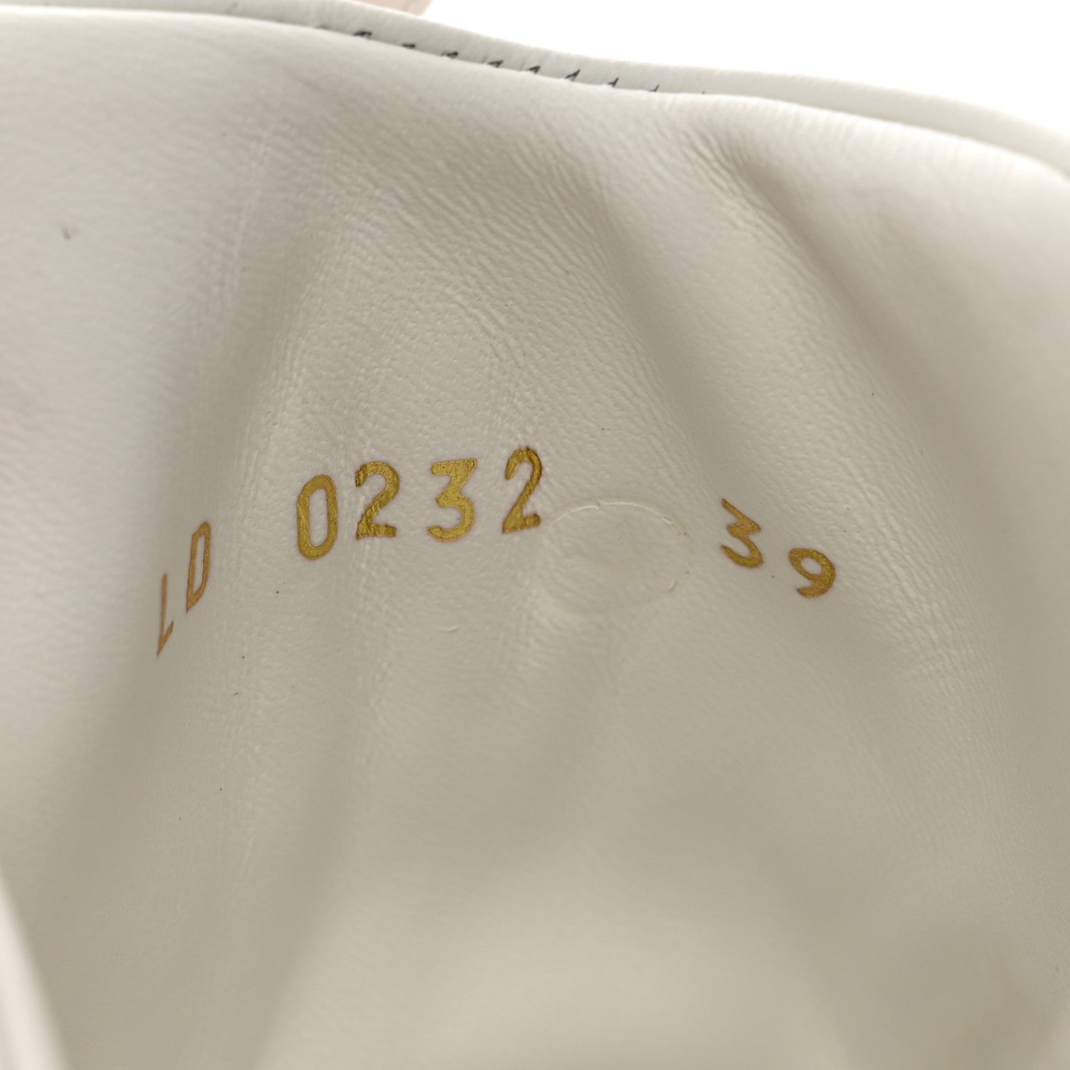 Louis Vuitton Lambskin Monogram Time Out Sneakers 39 White 10 of 10