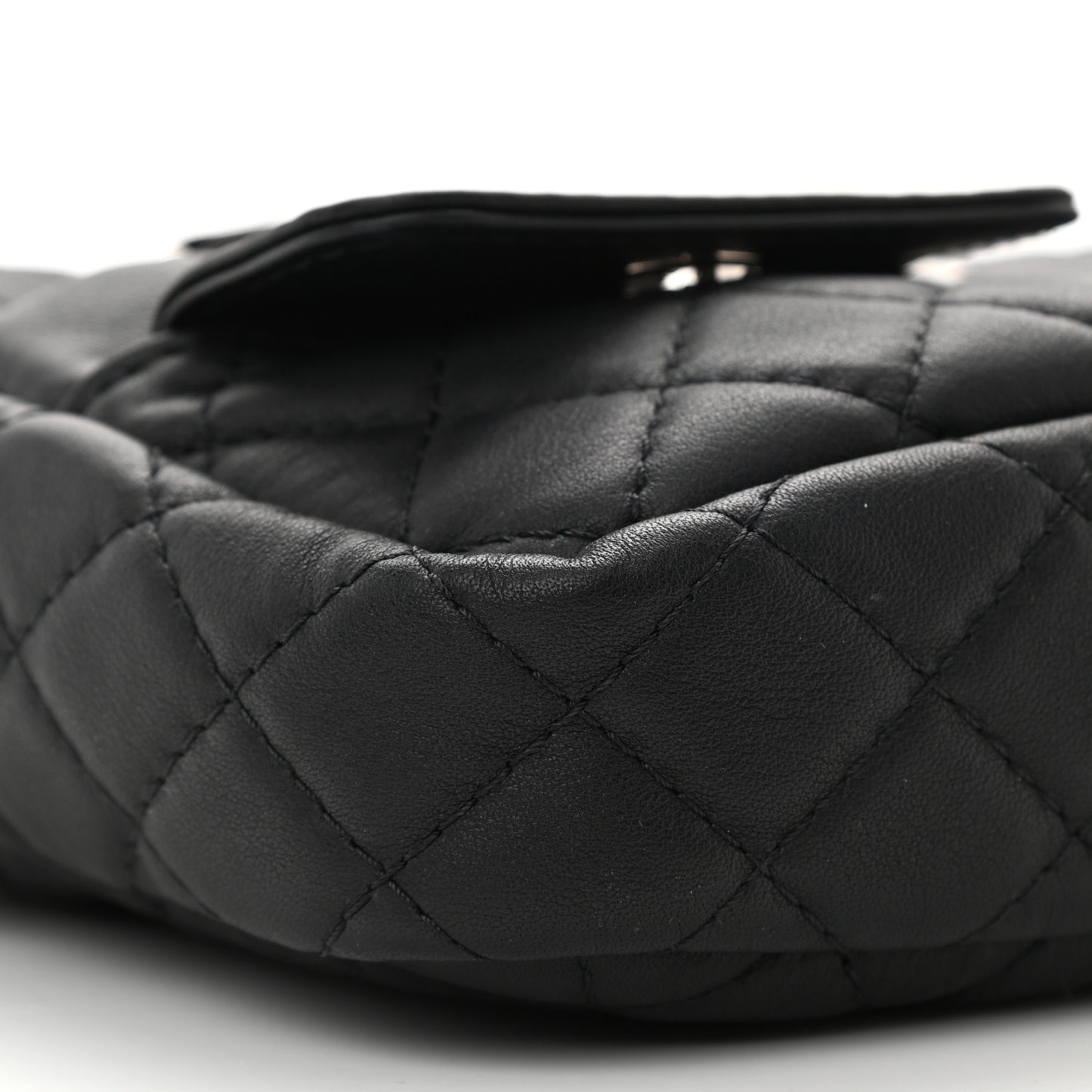 Calfskin Quilted Ultra Pocket Camera Case Black