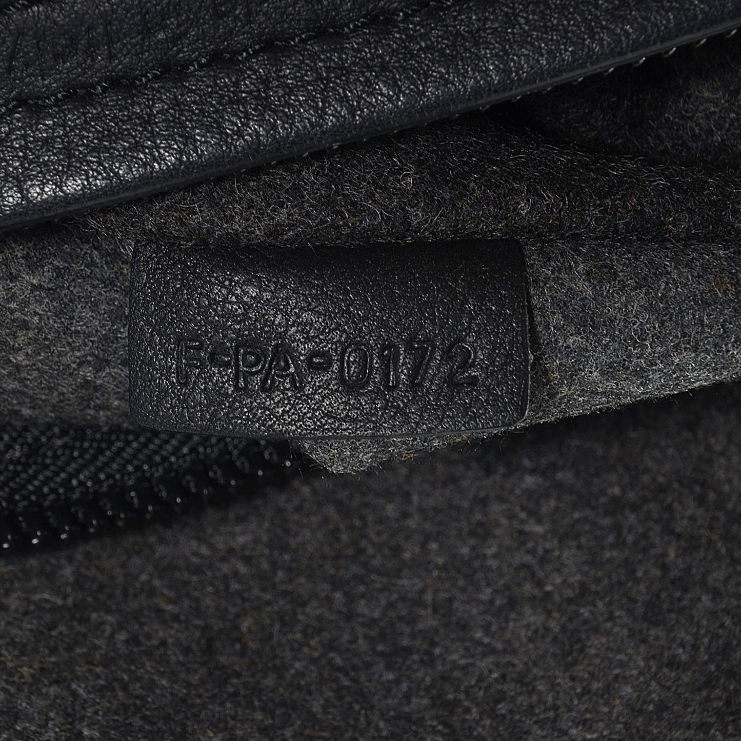 Felt Medium Phantom Luggage Grey